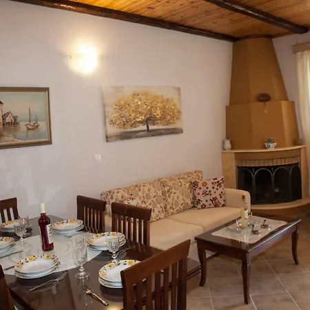 Irini's Traditional Kefalonian House Lixouri